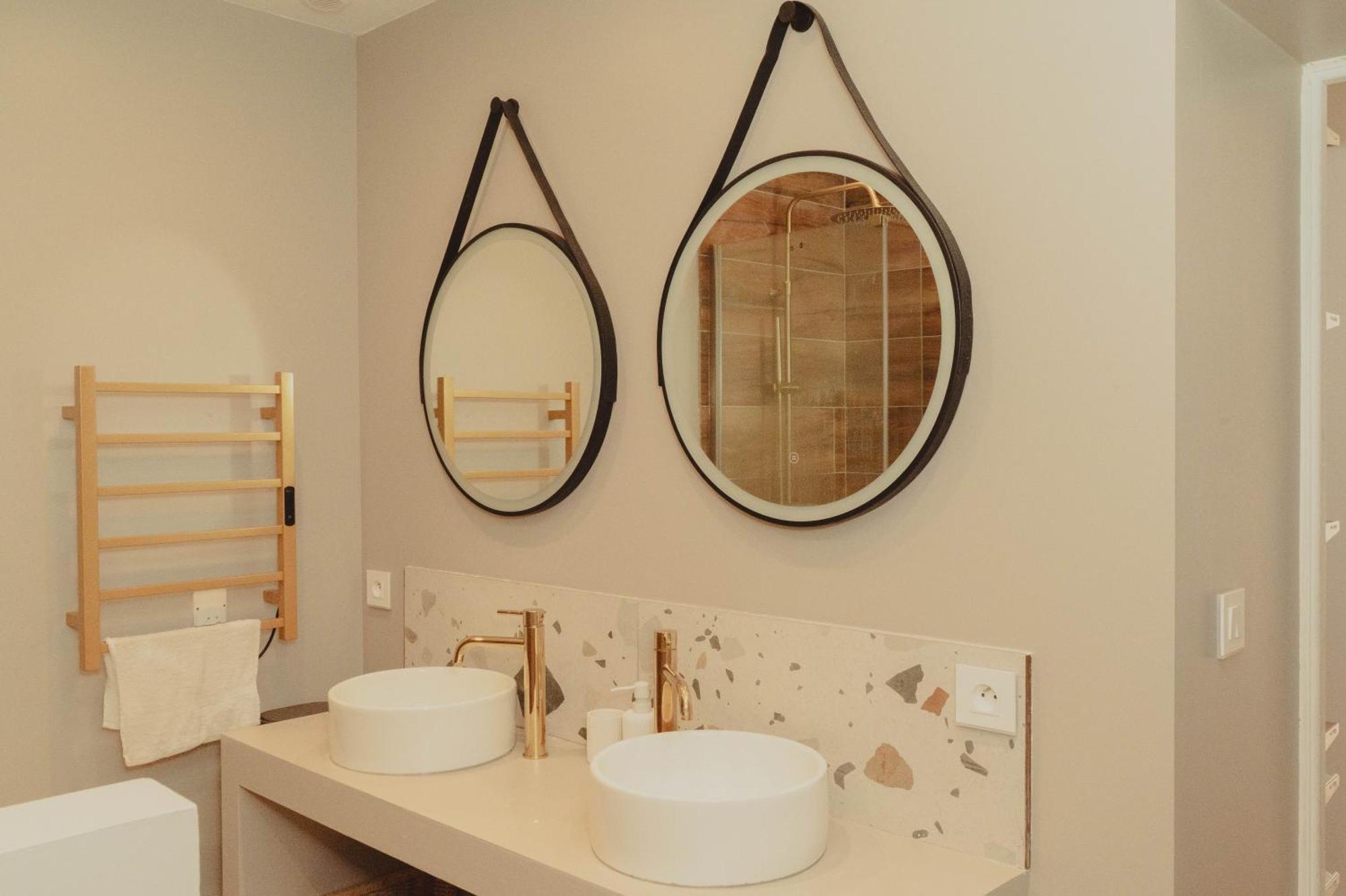 Au Coeur De Hyeres, Ideal Pour Les Couples ! Exterior foto